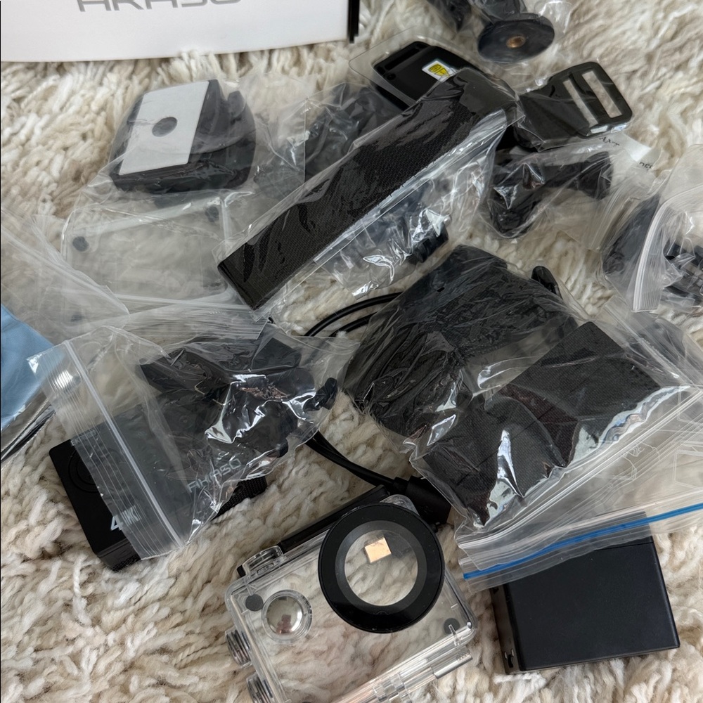 AKASO WiFi underwater Action Camera - Picture 10 of 10